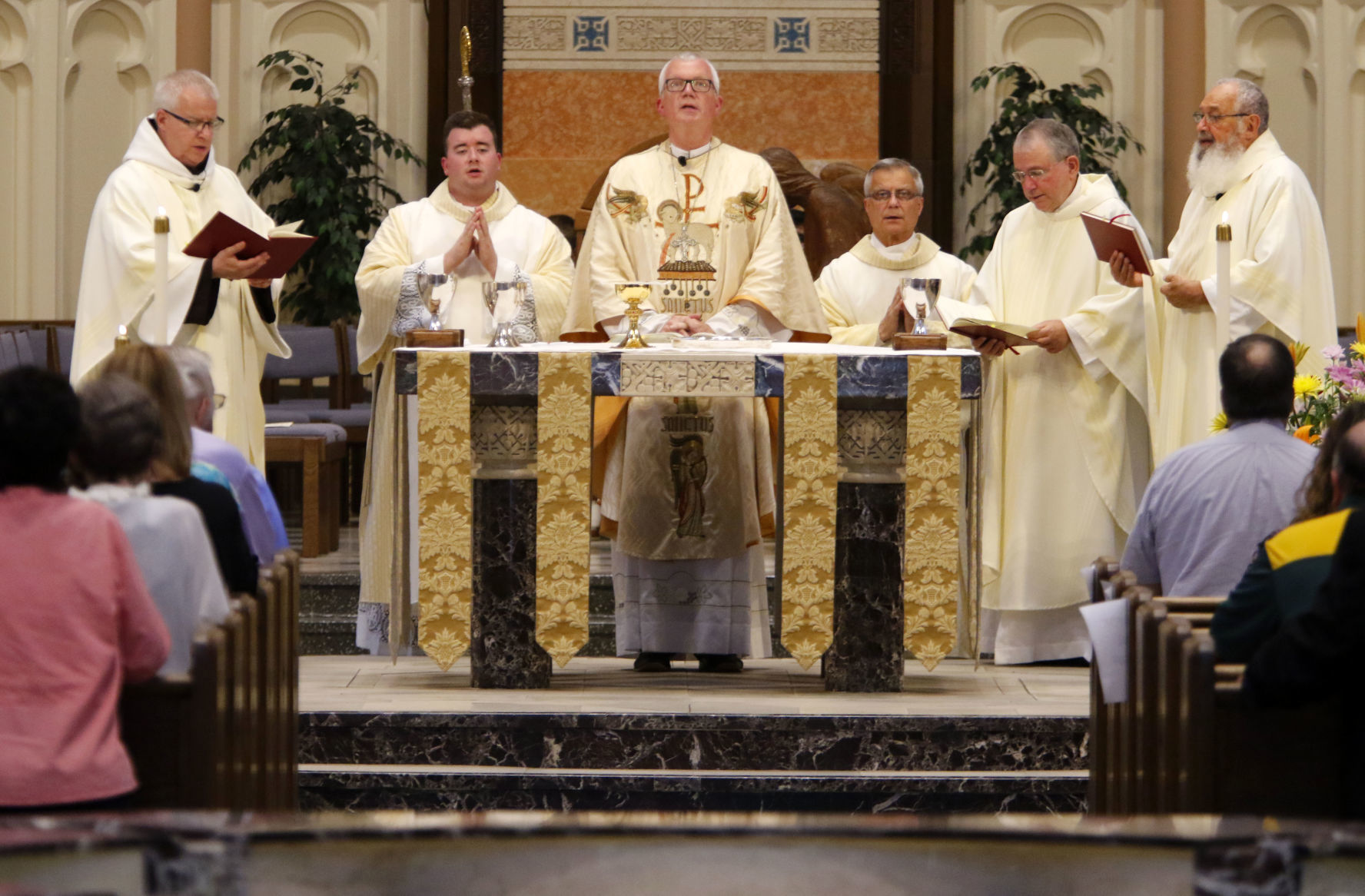 Gallery: Bishop Hying's final mass
